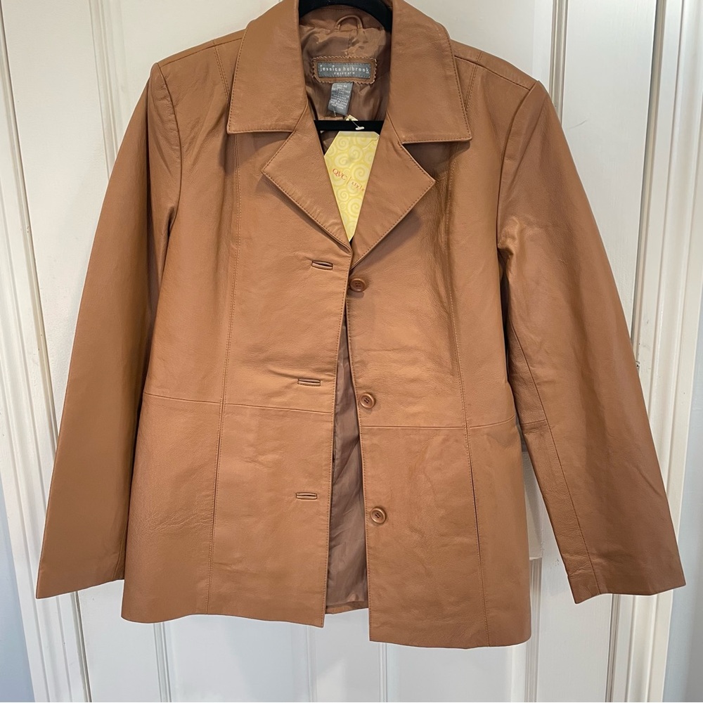 NWT Women’s Leather Jessica Holbrook Easy Care Button Jacket